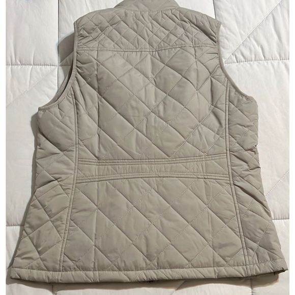 Puffer Vest - Picture 4 of 4